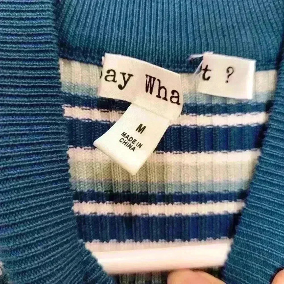 SAY WHAT Cold Shoulder Sweater (NWOT) Sz M - Picture 5 of 8